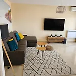 T2 Lumineux De Standing 45m2 Au Calme Proche à Pied Et Centre-ville-wifi-climatisation
