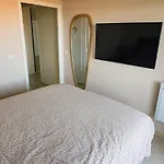 Antibes standing appartement 45 m2 au calme proche plage et centre-ville - Garage privé - Wifi *