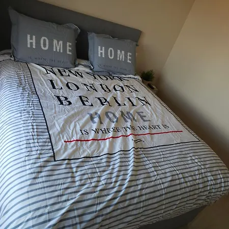 De Standing 45m2 Au Calme Proche Et Centre-ville-wifi-garage Apartamento Antibes