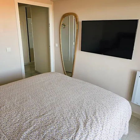 Antibes-t2-45m2-proche Et Centre-ville-wifi-climatisation *