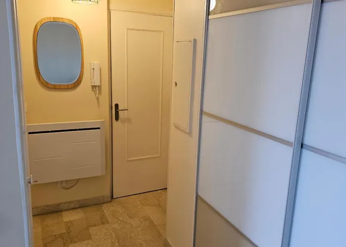 Apartmán De Standing 45m2 Au Calme Proche Et Centre-ville-wifi-garage Antibes