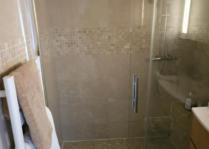 Apartmán De Standing 45m2 Au Calme Proche Et Centre-ville-wifi-garage *