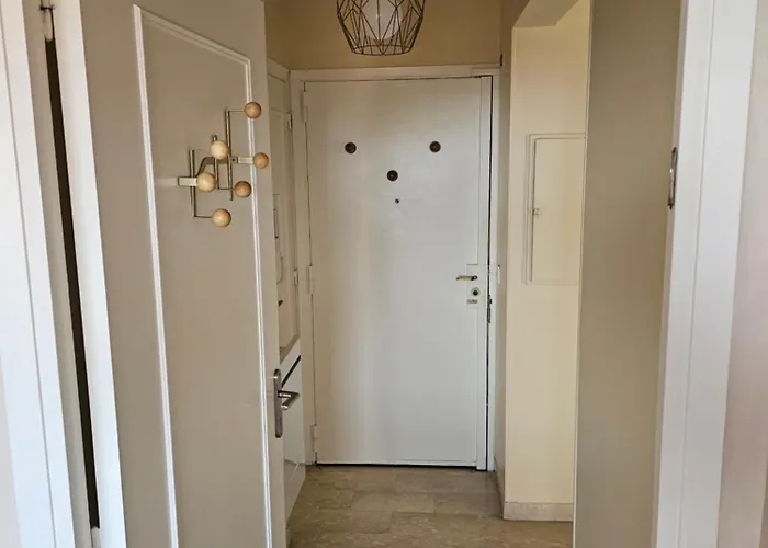 De Standing 45m2 Au Calme Proche Et Centre-ville-wifi-garage * Antibes