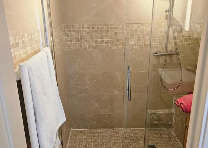 Apartmán De Standing 45m2 Au Calme Proche Et Centre-ville-wifi-garage